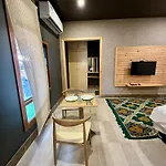 Beach Chalet - 6
